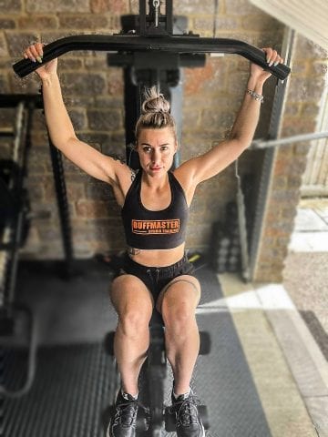 Lift and press Home Gym Equipment photo of customer using thick grip lat bar purchased from www.liftandpress.co.uk